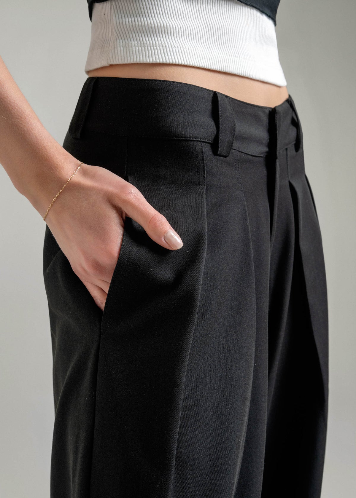 VIREL BLACK PANTS
