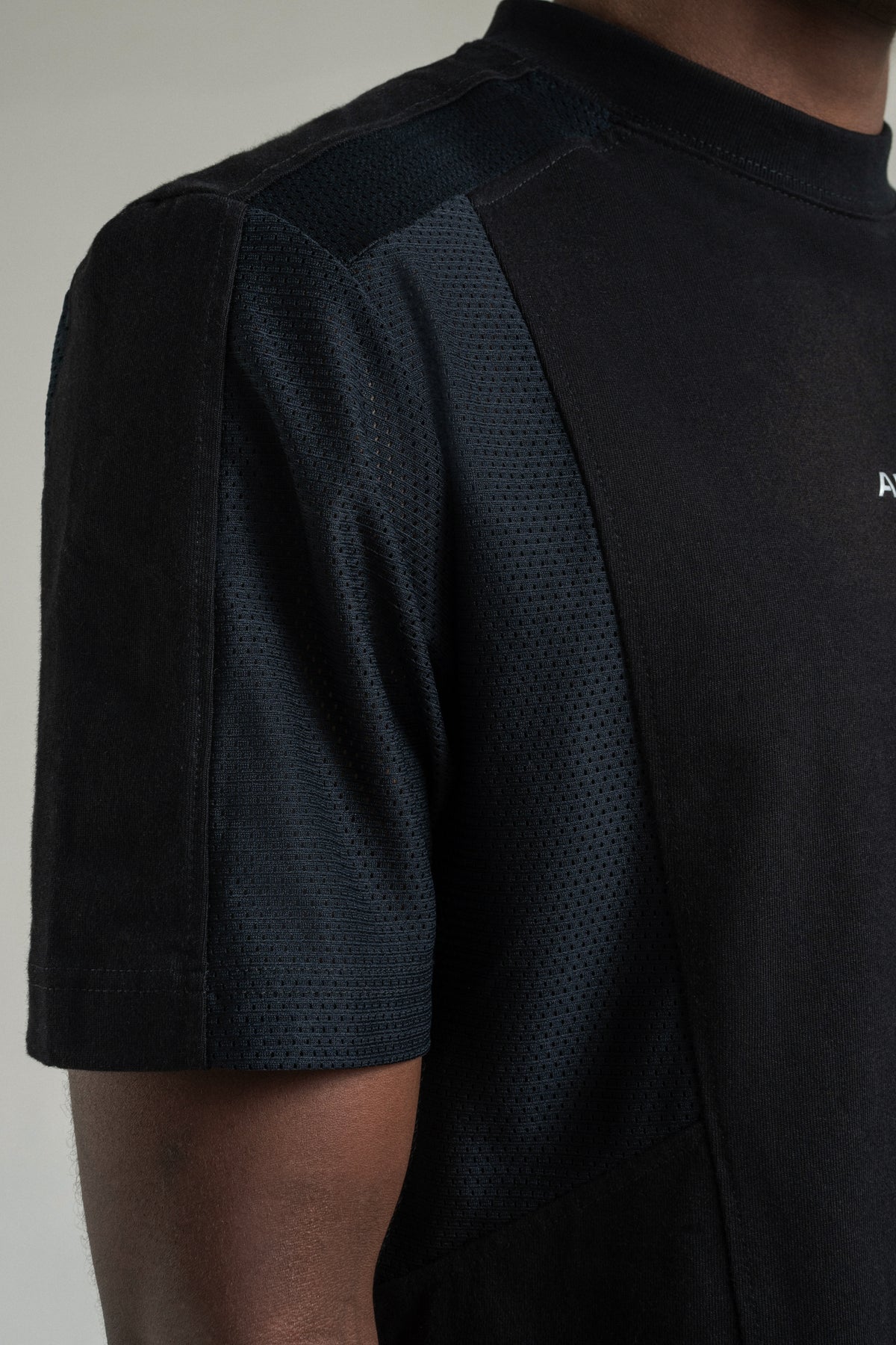 MAKALU T-SHIRT