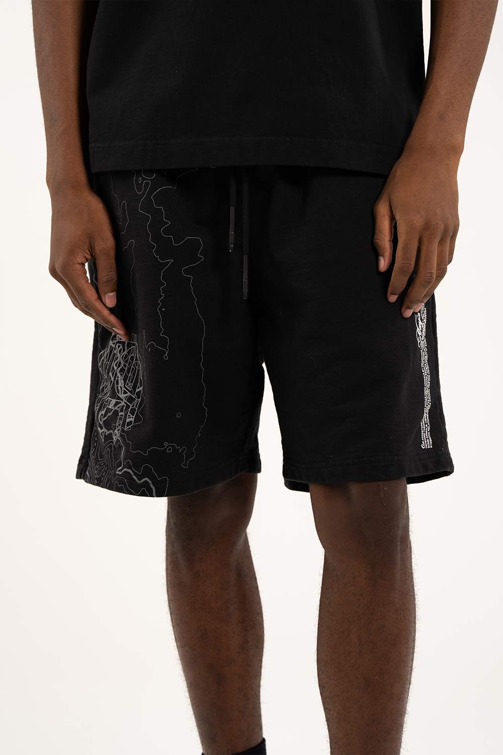 MASK FATA SHORTS - AP CROWN - ANCESTRAL STREETWEAR