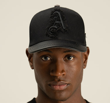ECLIPSE CAP