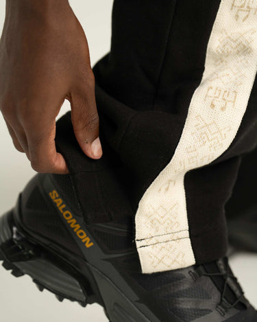 APY JOGGERS - AP CROWN - ANCESTRAL STREETWEAR