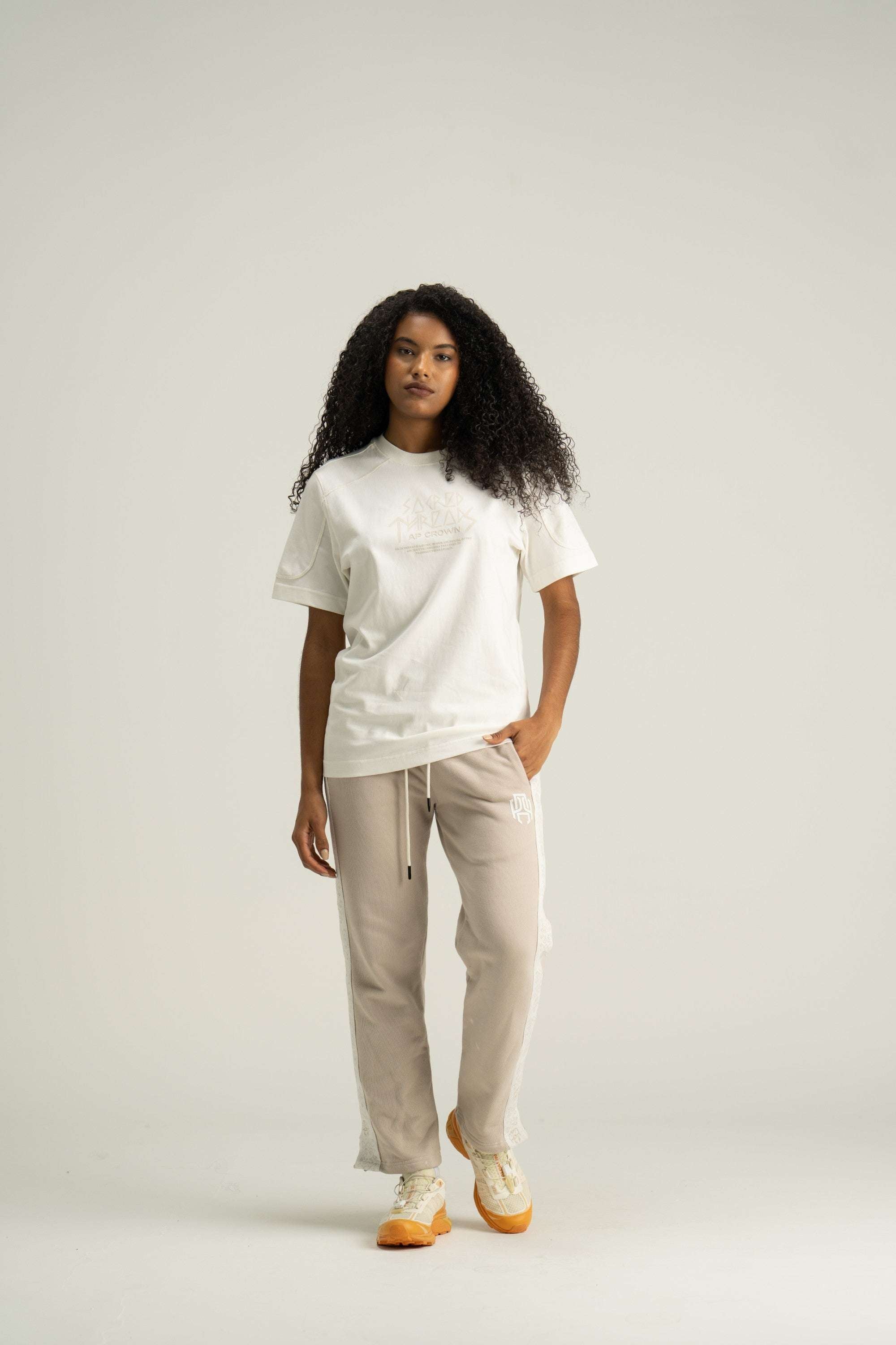 NALA T-SHIRT - AP CROWN - ANCESTRAL STREETWEAR