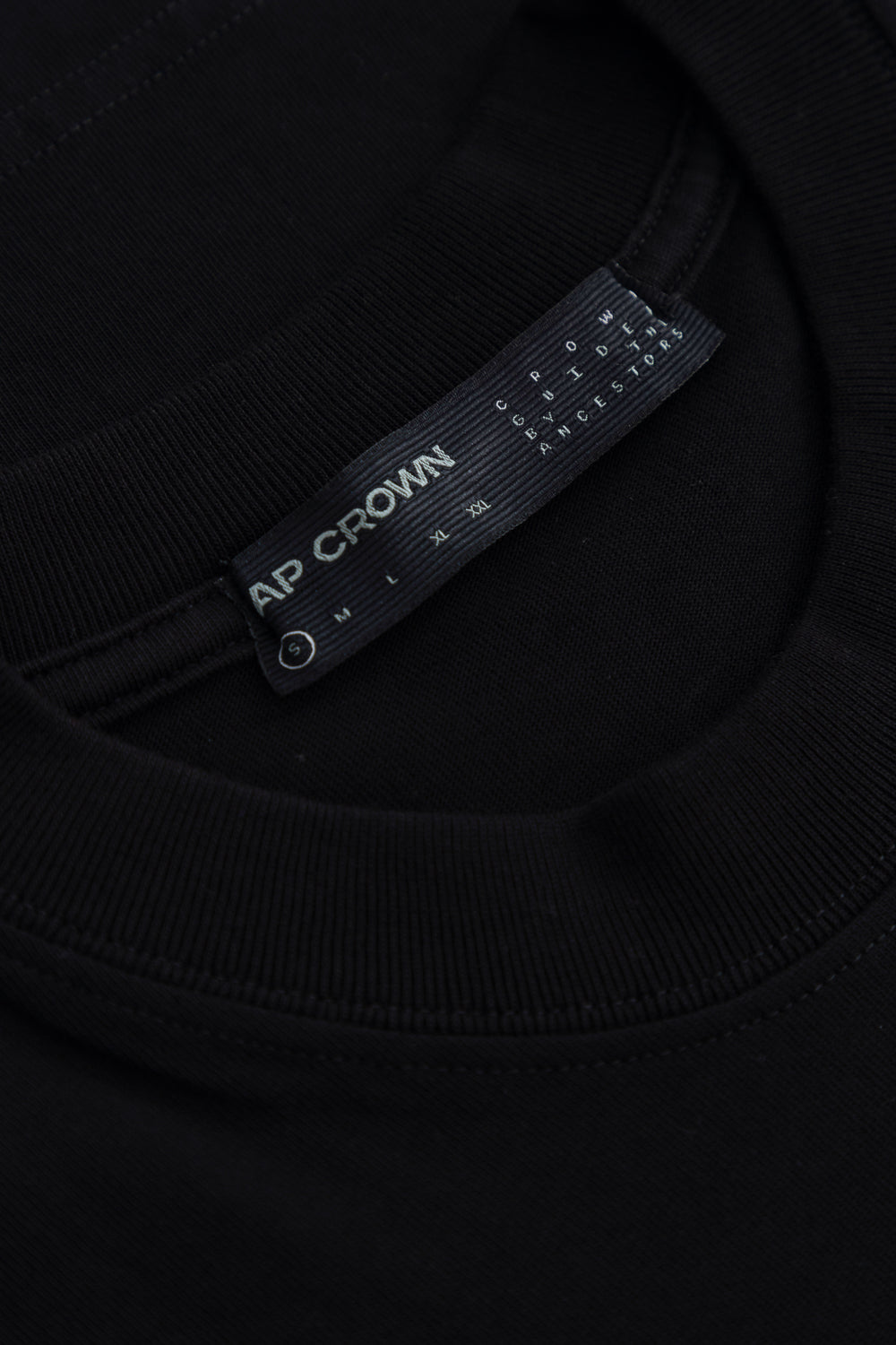 ASHEN BLACK T-SHIRT